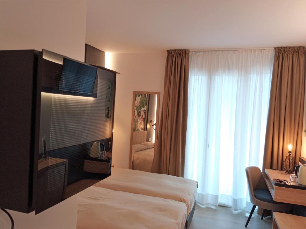 Hotel Orchidea Бардоліно Екстер'єр фото
